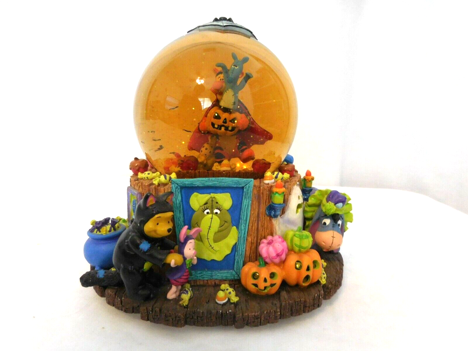 Disney Winnie the Pooh Halloween Tiggers Haunted House Musical Snowglobe Rare - $89.11