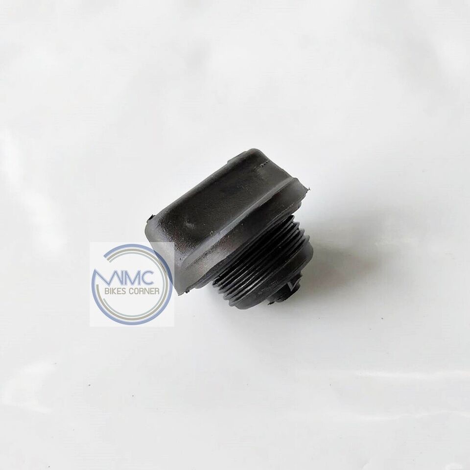 SUZUKI TS125 TS250 (&#39;71-&#39;72) TC250 TM400 GT380 GT550 GT750 OIL FILLER PLUG - $4.89