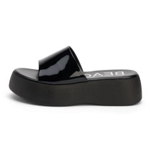 Matisse solar platform sandal Black - $24.00