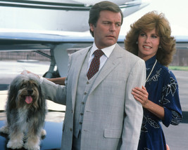 Stefanie Powers and Robert Wagner in Hart to Hart by private jet with dog fre - £52.57 GBP