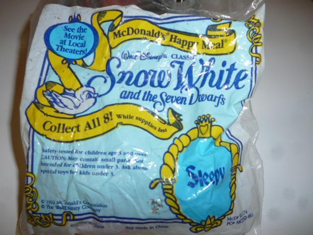 OLDER TOY - MCDONALDS HAPPY MEAL- SNOW WHITE SERIES-SLEEPY  STILL SEALED... - $4.55