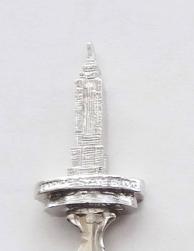 Collector Souvenir Spoon USA New York Empire State Building 3D Figural - $6.99