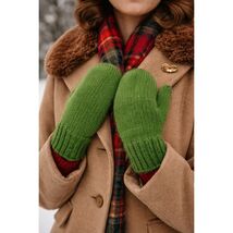 VTG 1940s Hand Knit Green Wool Mittens Cottagecore Winter Cozy Unisex S/M - $24.95