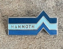 MAMMOTH Mountain 1979 Souvenir Travel Resorts Lapel Hat Pin Vintage California - £9.58 GBP