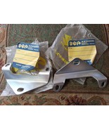 Lot Of 2 NOS SUZUKI ENGINE BRACKETS 11511-97000 - £27.32 GBP