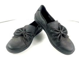 Skechers Flats Women 8.5M Madison Avenue Shoes Black Beaded Slip on Bow ... - $24.57