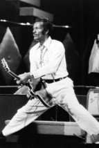 Chuck Berry Doing Splits With Guitar 11x17 Mini Poster - £10.17 GBP