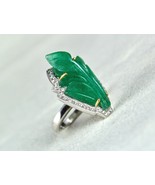 Natural Emerald Carved Leaf White Diamond 18K Gold Estate Antique Ring - £2,247.78 GBP