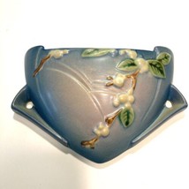 1940s Roseville Pottery Blue Snowberry Wall Pocket USA IWP-8 VINTAGE HTS - $138.59