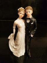 Cake Topper Wedding Ceremony Bride and Groom Resin Cake Figurine 4 inch - $8.90