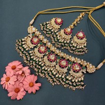 VeroniQ Trends-Elegant Floral Necklace-Gold Plated in handmade Kundan &amp; Pearls - £275.42 GBP