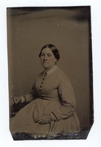 CIRCA 1860&#39;S 2.13X4.13 in 1/6 Plate TINTYPE Lovely Older Woman Sitting in Dress - £13.04 GBP