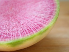 Watermelon Radish Seeds - Organic &amp; Non Gmo Radish Seeds - Heirloom Seeds - Fres - £1.78 GBP