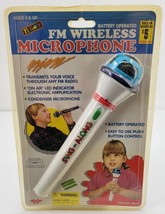 200 Toy Inc FM Wireless Microphone Kids Toy TT Tunes Battery Operated B4G EA-222 - £13.39 GBP