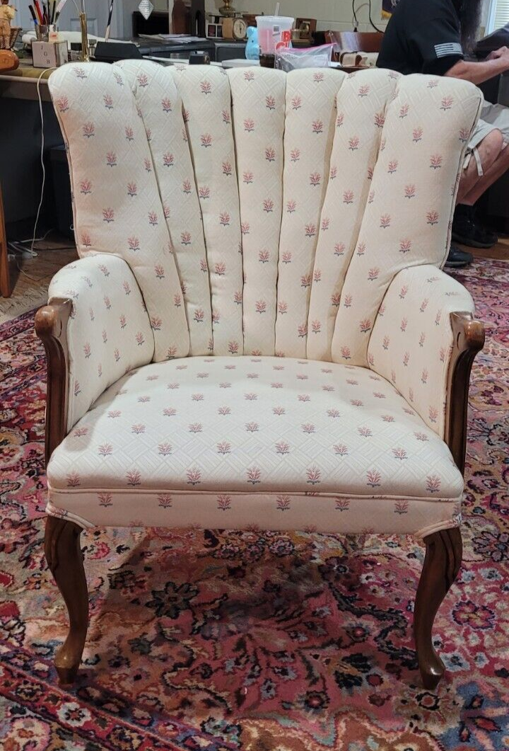 Primary image for Vintage Wingback Arm Fabric Side Chair Classic Victorian Floral Wallpaper Design