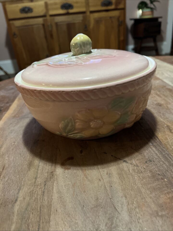 Hull Pottery, Vintage Sunglow Casserole Dish, 1950s - $21.20