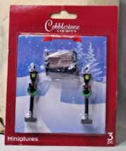 Cobblestone Corners Christmas Miniatures Winter Village Set Bench Light Post - £5.27 GBP