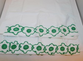 Vintage Pair of Green Doily Crocheted Trim Pillowcases Standard  - £19.76 GBP