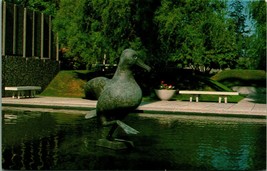 Great Gull Statue Pacific Science Center Seattle WA UNP Chrome Postcard B2 - $8.86