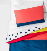 Pillowfort - Toddler - Multi-Colored Stripe / Polka Dot - Reversible Comforter - £11.86 GBP