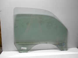 Front Door Glass Window SUBURBAN 1500 Left Driver LH 00 01 02 03 04 05 06 - $119.99