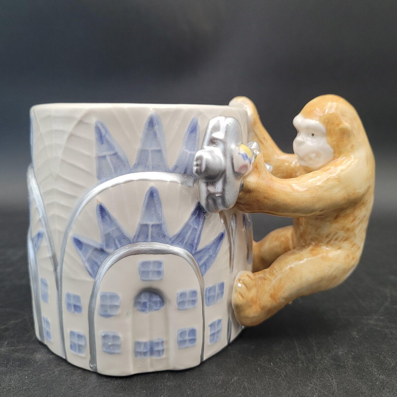 Vintage KING KONG Coffee Mug 1987 OMNIBUS Ceramic Empire State Building Orig Tag