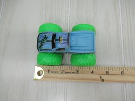 Hot Wheels Monster Truck Color Reveal blue w/ green wheels no canon - $6.92