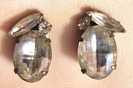 Huge Vintage Rhinestone &amp; Smaller Stones CLip On Earrings - £19.98 GBP