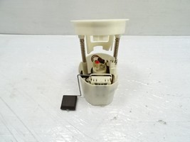 Mercedes W209 CLK55 fuel pump, 2034704694 - $1,696.07 MXN