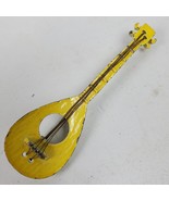 Vintage Brooch JJ STATEMENT Yellow Guitar String Instrument 1 Inch - €10,47 EUR