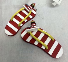 Christmas tree ornament 5538 flip flops red lighthouse 5” x 1 1/2” - $200.69 MXN