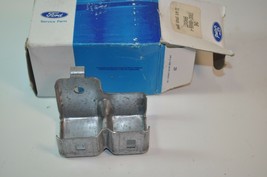 Ford NOS OEM Aerostar Grille Mount Bracket Part# E69Z-8B026-A - $15.60