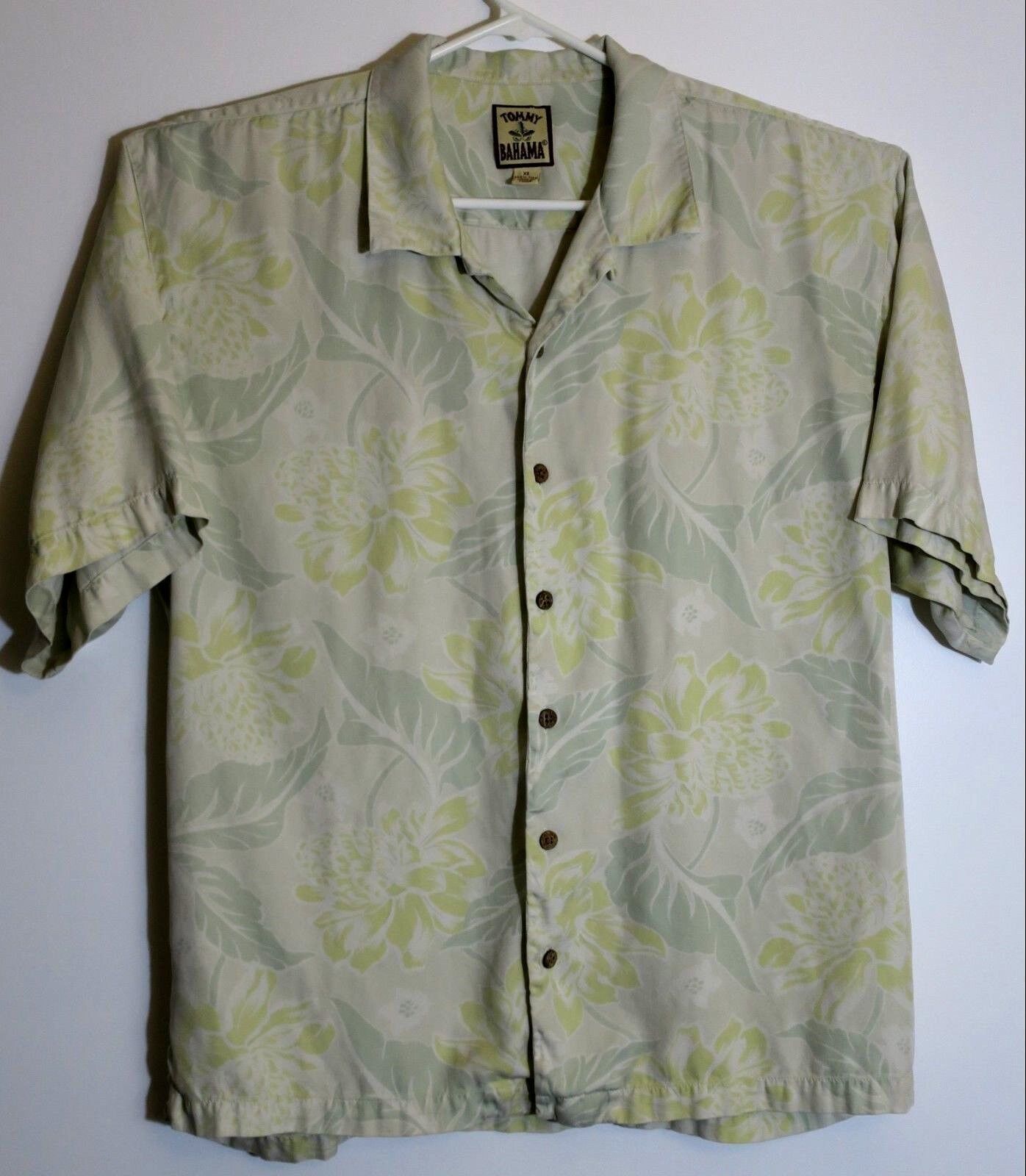 Tommy Bahama Floral Green Hawaiian Short Sleeve Silk Shirt Light Green Yellow XL - £32.03 GBP