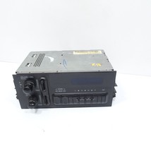 95-05 Chevy Chevrolet GMC Suburban 3500 Series AM FM Radio Stereo OEM 16... - $40.49