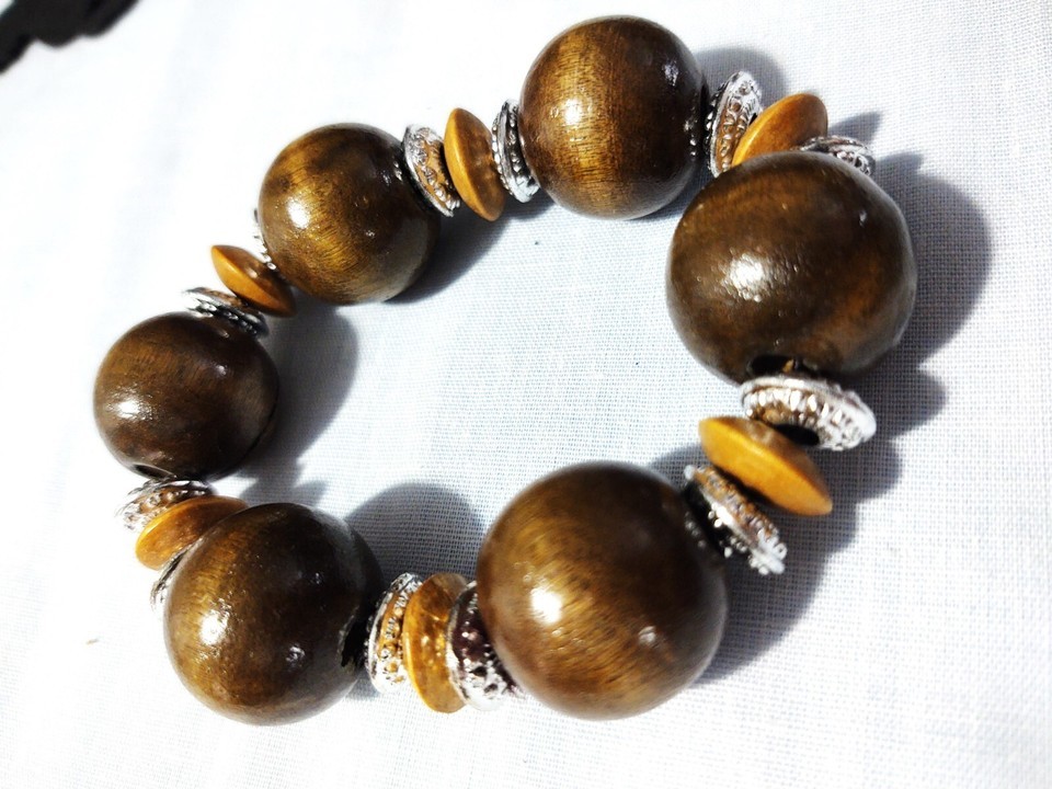 CHUNKY DARK BROWN BALLS AND MEDIUM BROWN WOOD SPACER BEADS STRETCH BRACELET Item image 2