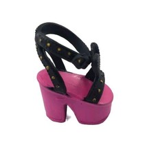 MGA NA NA NA Surprise Doll Clothing Right Shoe ONLY Ultimate Black Bunny... - $97.35 MXN
