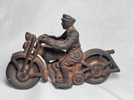 Vtg Cast Iron Patrol USA Uniformed Officer Cop On Motorcycle Metal Tires - £79.91 GBP