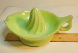 Jadeite Green Uranium Juicer/Reamer image 8