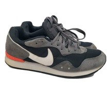 Nike Venture Runner Iron Gray Crimson Size 11.5 Men&#39;s Running Shoes CK29... - £42.80 GBP