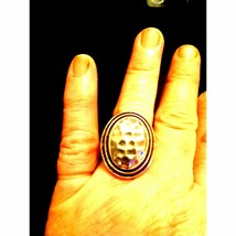 Beautiful~Lg Vintage Silver Circle Ring - £14.98 GBP