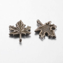4 Maple Leaf Charms Antique Bronze Tone Fall Leaves Pendants 17mm - £2.07 GBP