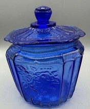 Anchor Hocking Cookie Cracker Jar Cobalt Floral Design Glass Lid 8&quot; @Lid 5 Dia. - £24.57 GBP