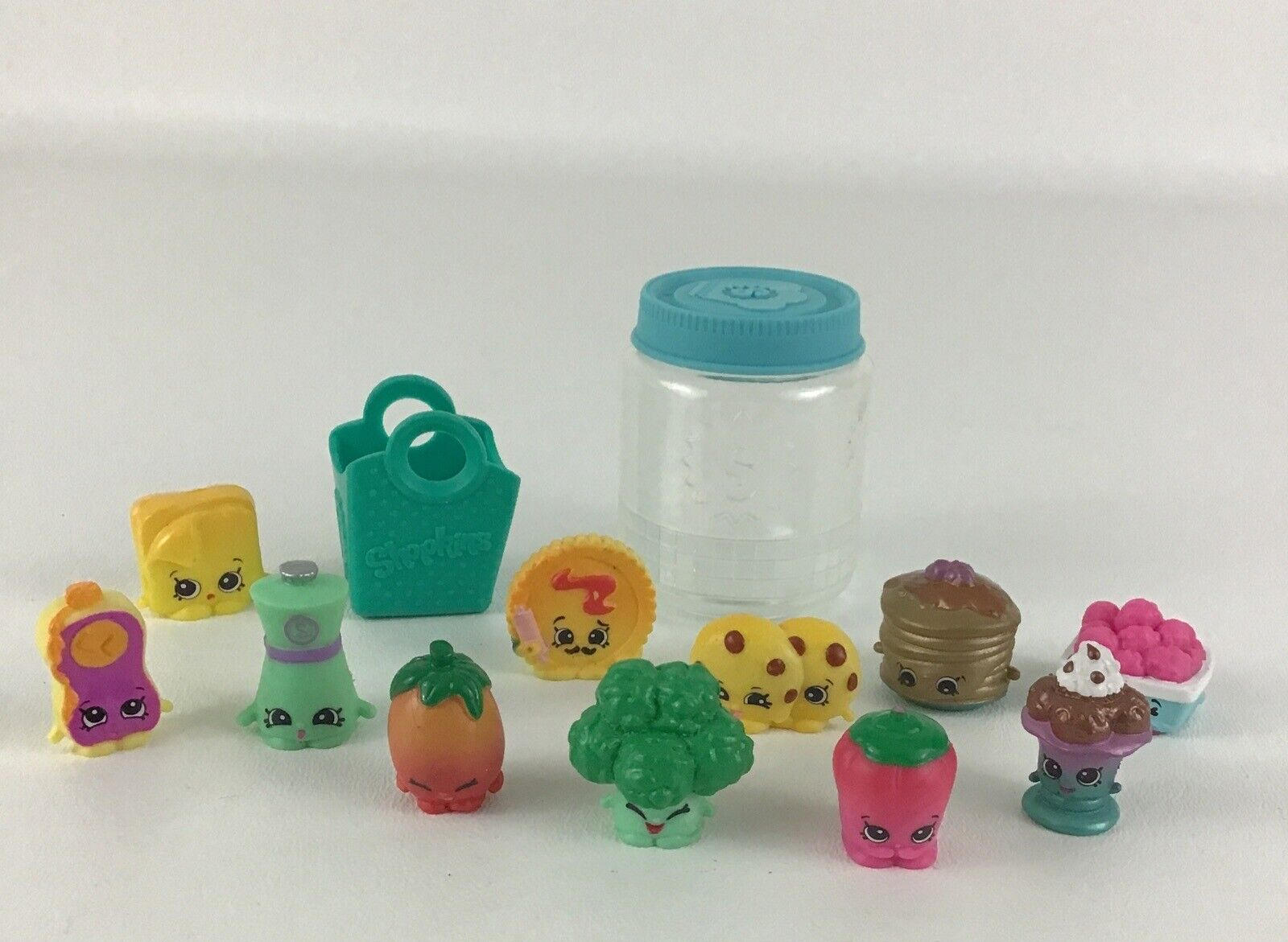 Shopkins Chef Club Storage Container Cookie Jar Shopping Bag Tote Mini Figures - $13.81