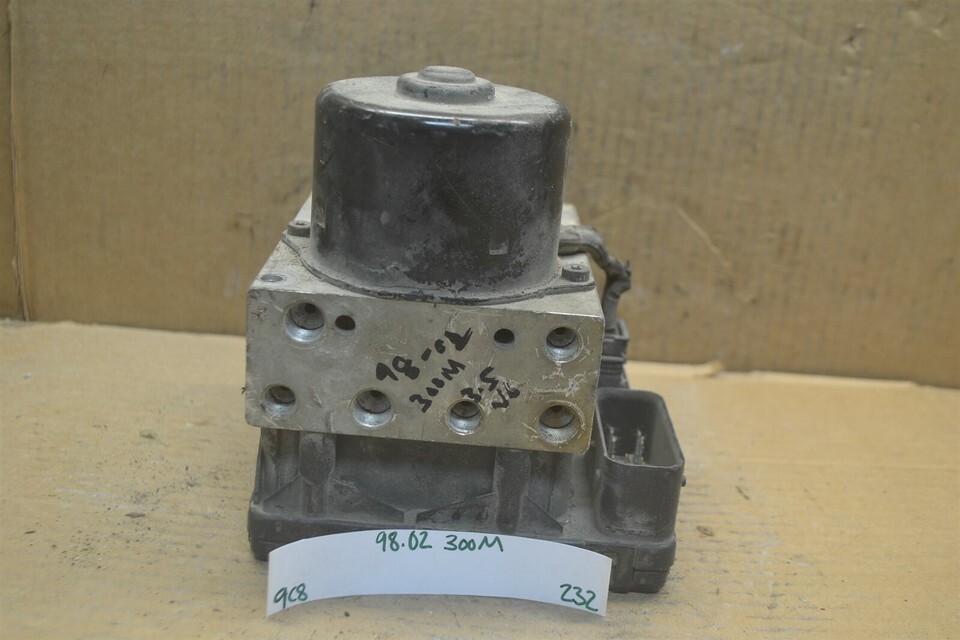 98-02 Chrysler 300M 3.5L V6 ABS Pump Control OEM 04779084AD Module 232-9C8 - $58.79