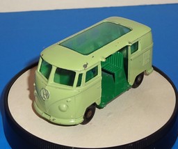 Lesney Matchbox Series No. 34 Volkswagen Caravette Light Green - £7.70 GBP