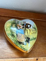 Vintage Large Heart Shaped Porcelain Trinket Box w Painted Courting Couple &amp; Gil - £10.46 GBP