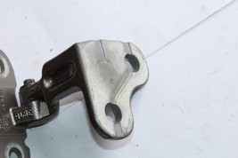 16-17 JAGUAR XE PASSENGER DOOR UPPER HINGE BRACKET FRONT or REAR M1496 image 7