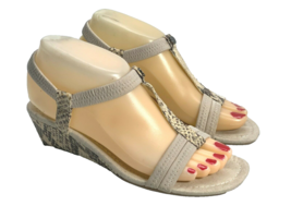Dana Buchman Women Size 6 M Gray Sandals Low Wedges Heels Snake Scale Shoes - £18.64 GBP
