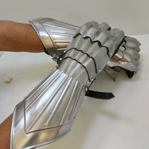 Medieval Warrior Steel Gothic Knight Style Warrior Functional Gloves/ Gauntlets - £87.04 GBP