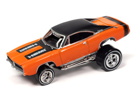 1970 Plymouth Road Runner Yellow with Black Gator Top and Black Stripes and 1969 - £23.33 GBP